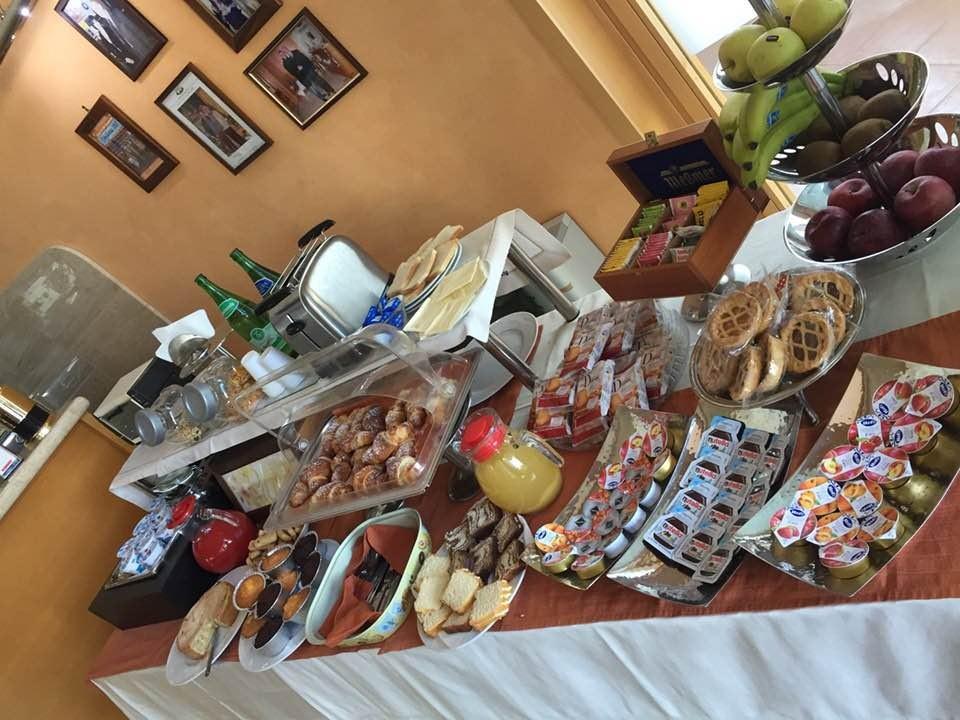 פונטקניאנו Agriturismo Terre Delle Monache מראה חיצוני תמונה